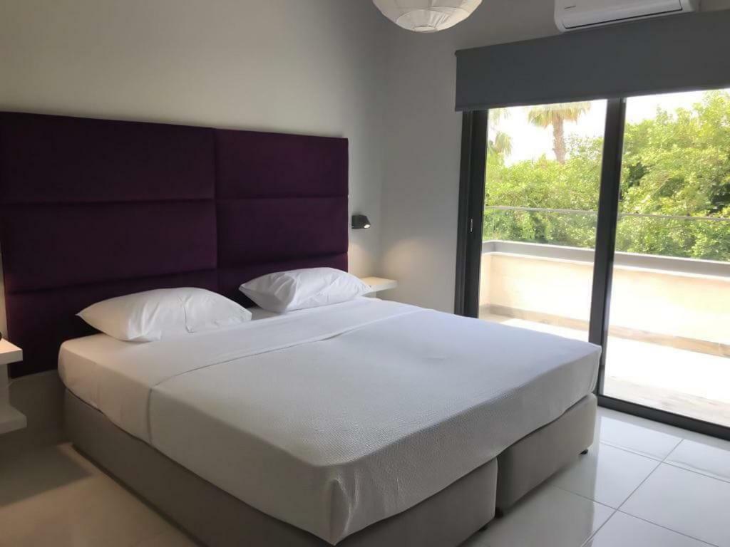 Mare Monte Seaview Boutique Apartment Paphos Exterior foto